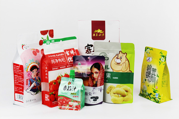 Judging the qualification of food packaging bags